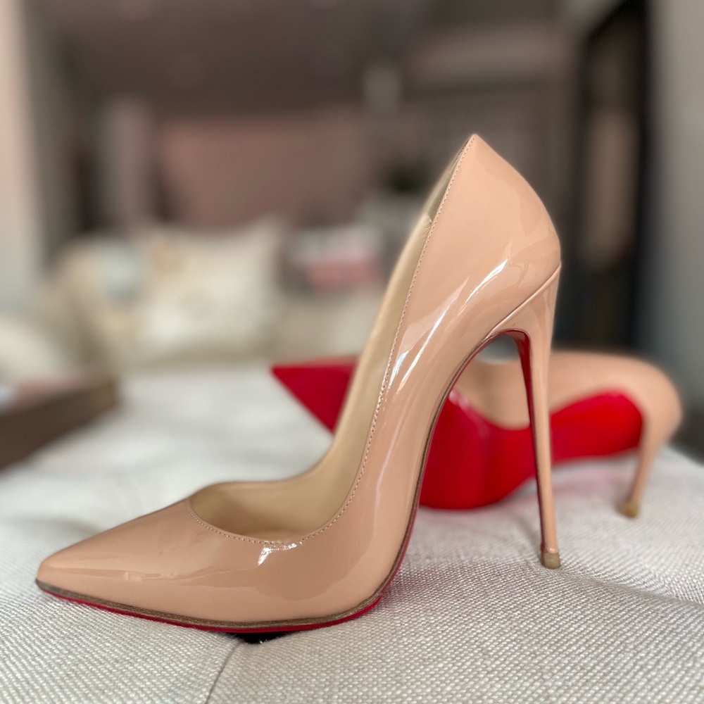 Christian Louboutin So Kate 120 Nude